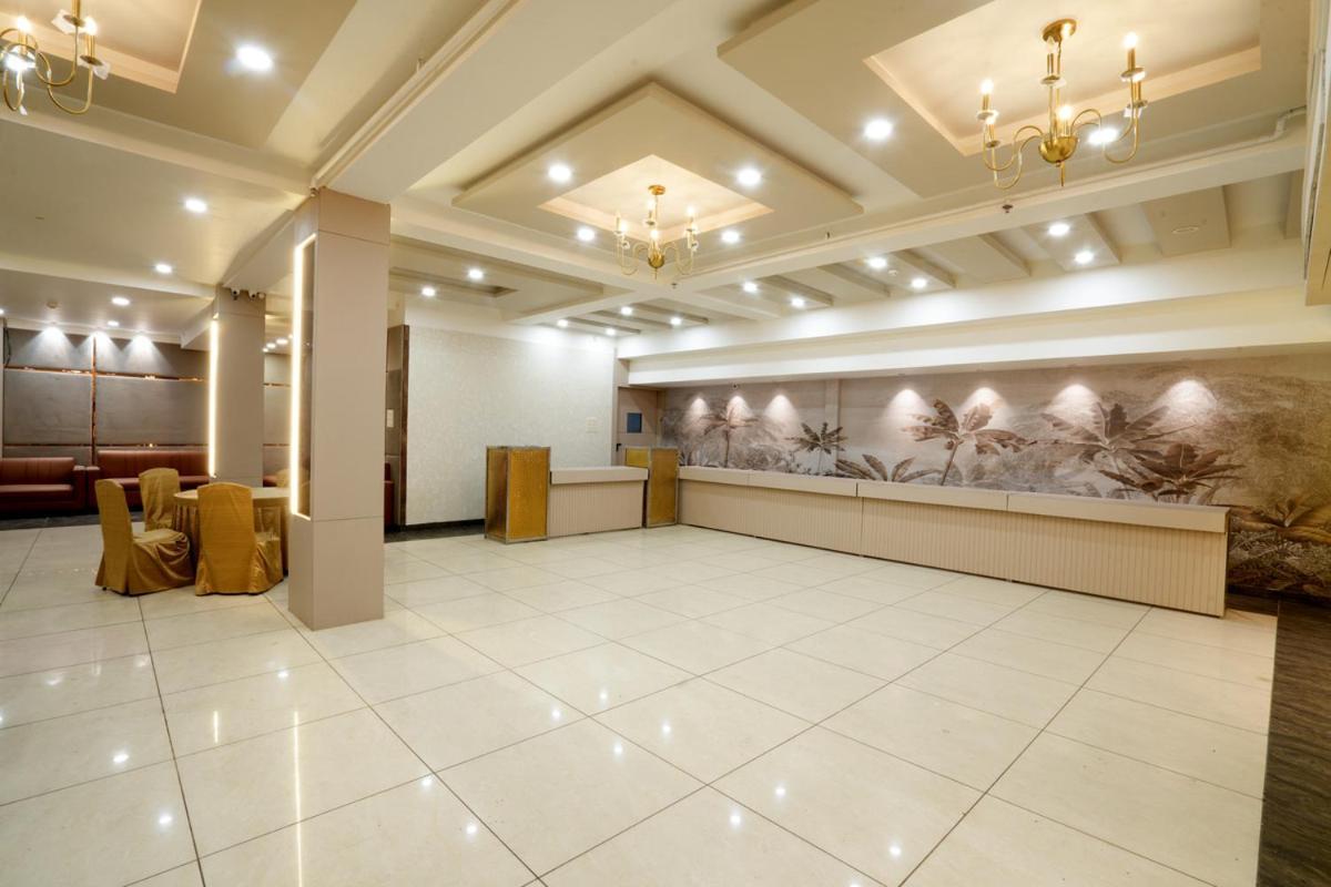 Hotel Square 36 Кота Екстер'єр фото